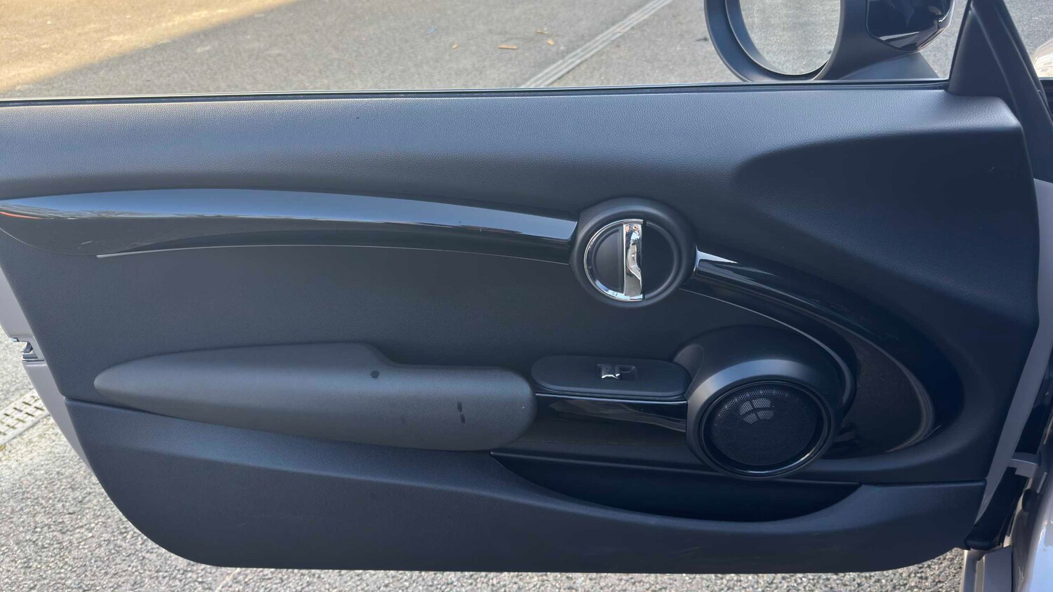 Used MINI Convertible 2023 for sale - 77756619: Photo 11