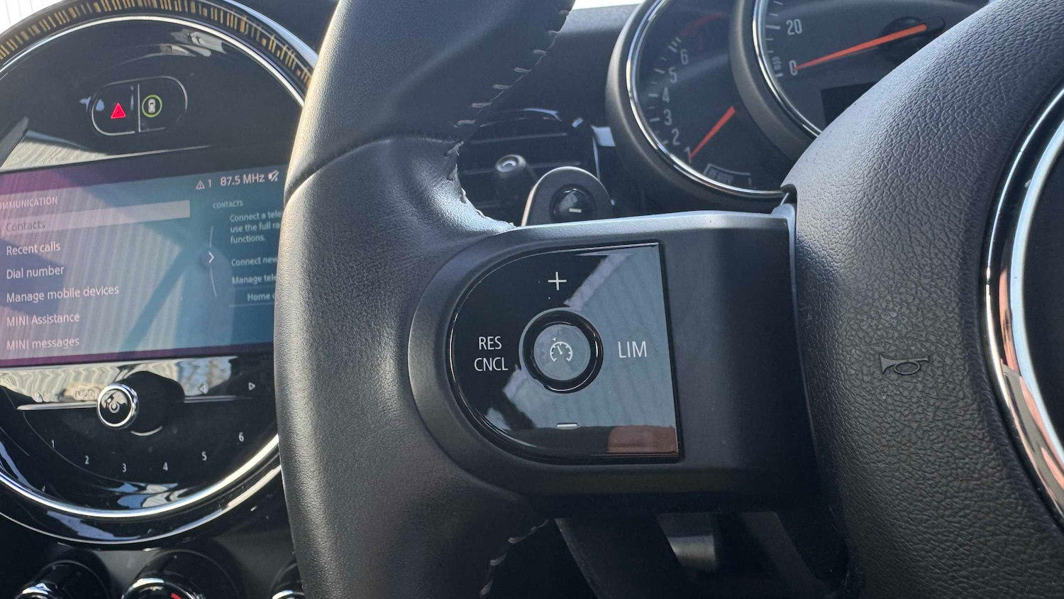 Used MINI Convertible 2023 for sale - 77756619: Photo 16