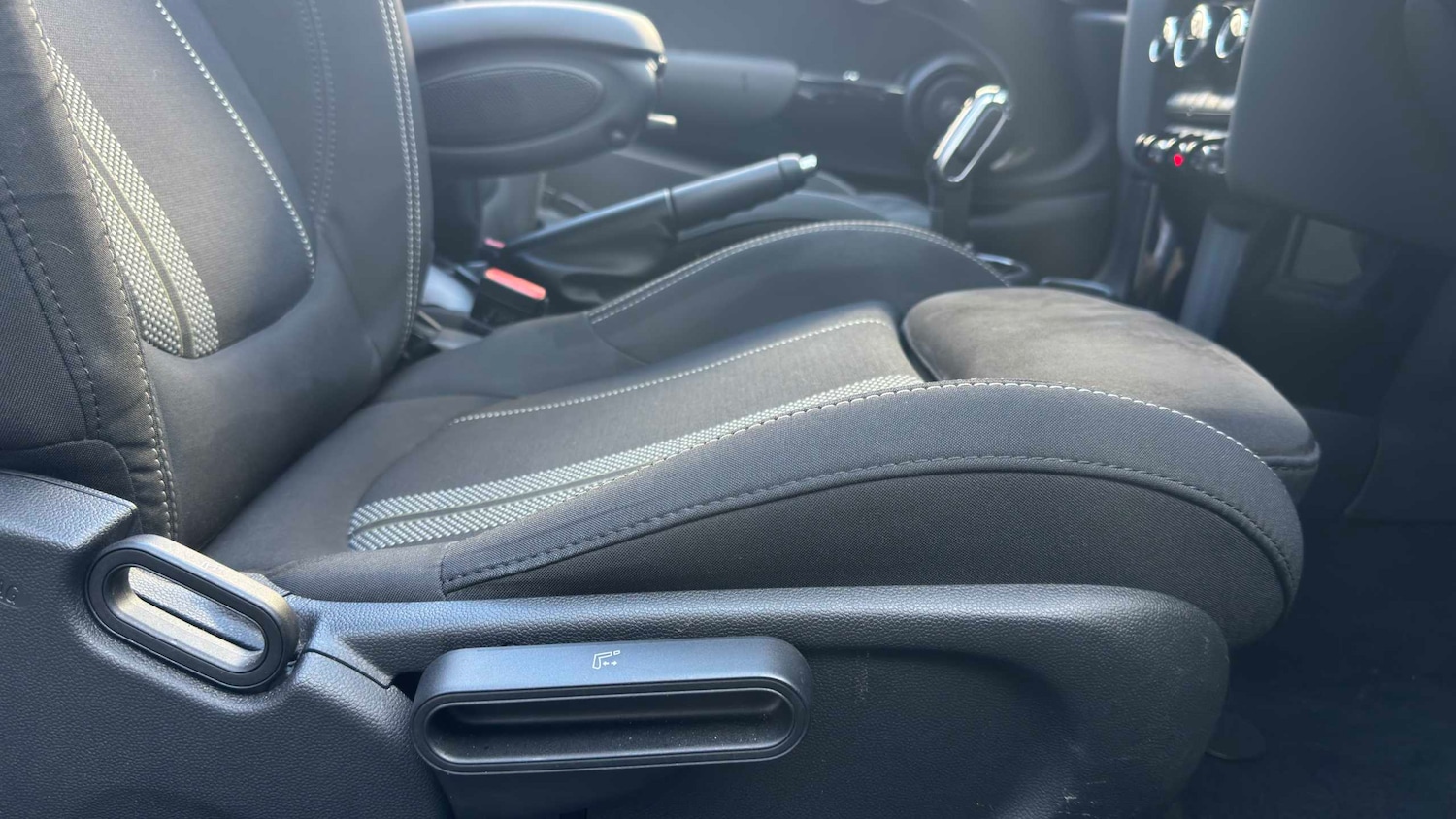 Used MINI Convertible 2023 for sale - 77756619: Photo 23