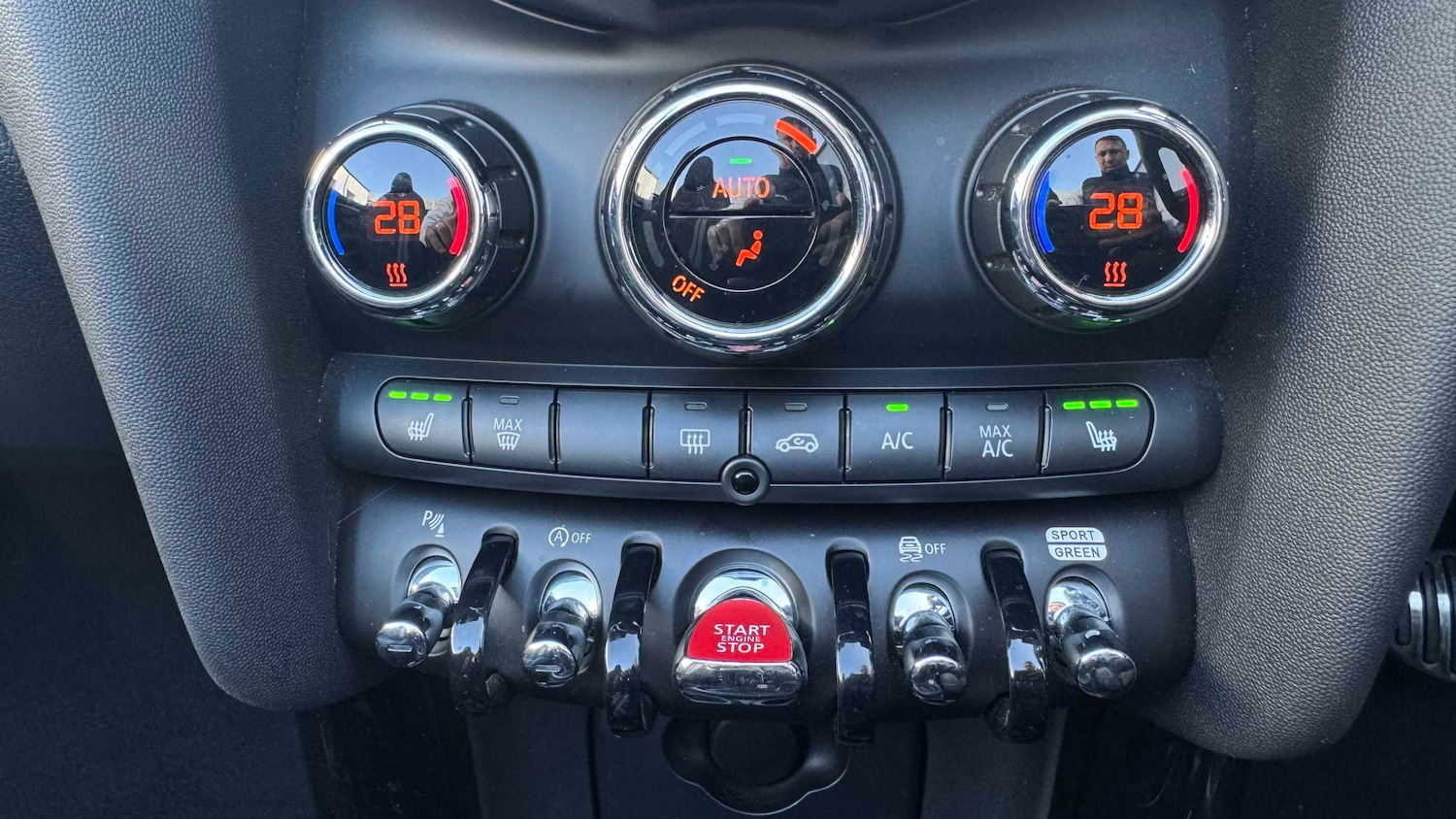 Used MINI Convertible 2023 for sale - 77756619: Photo 28