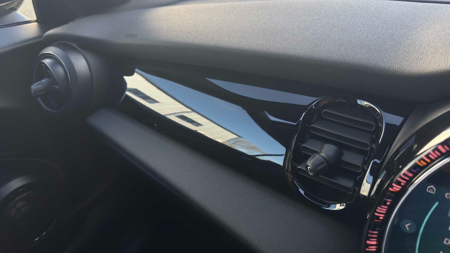 Used MINI Convertible 2023 for sale - 77756619: Photo 33