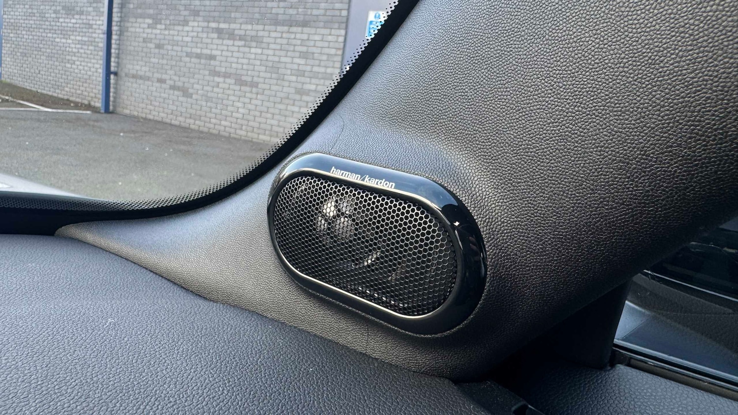 Used MINI Convertible 2023 for sale - 77756619: Photo 34