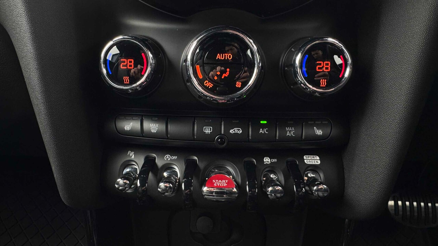 Used MINI Hatch 2019 for sale - 78208841: Photo 18