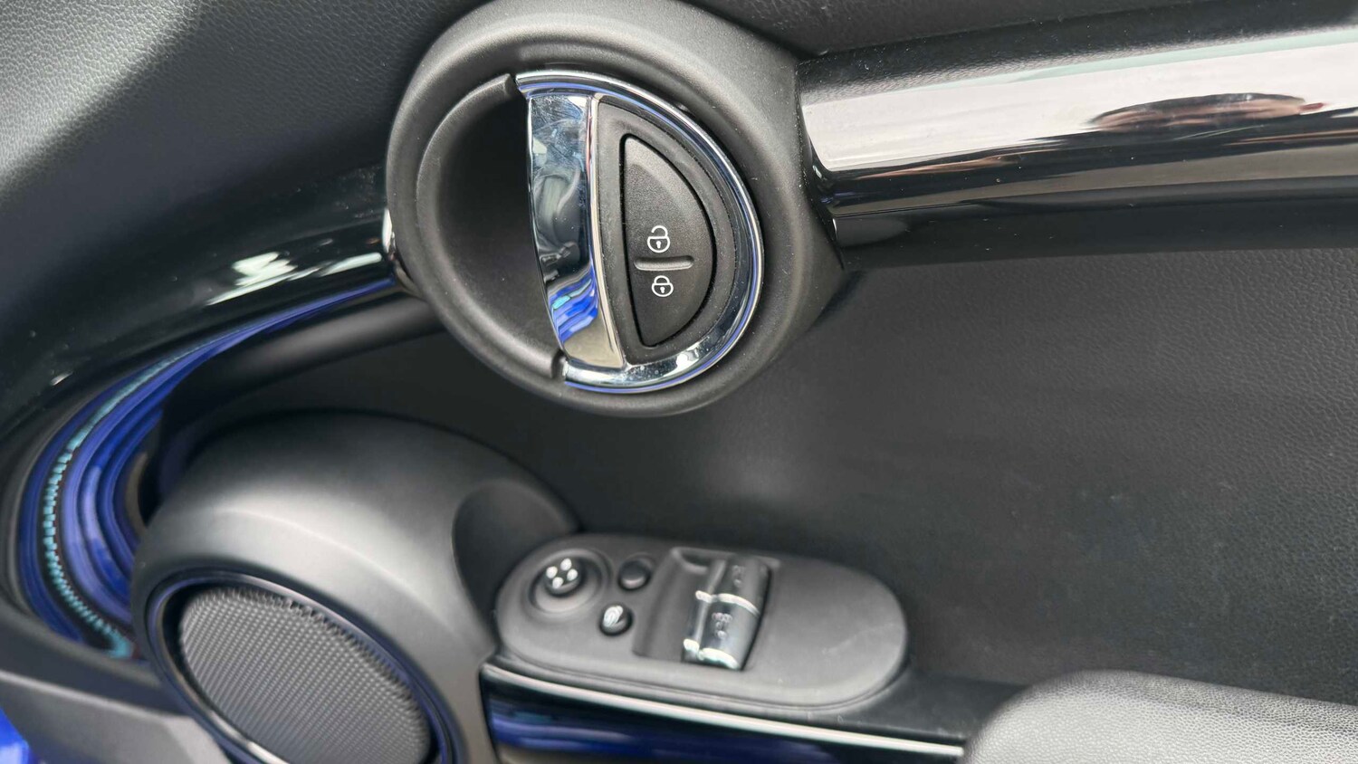 Used MINI Hatch 2019 for sale - 78208841: Photo 24