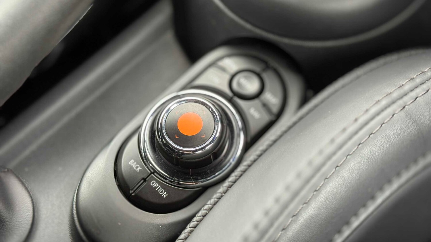 Used MINI Hatch 2019 for sale - 78208841: Photo 28