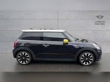 Used MINI Hatch 2022 for sale - 78303156: Photo