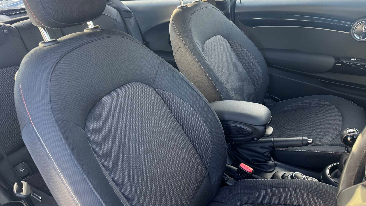 Used MINI Hatch 2023 for sale - 77842256: Photo 10