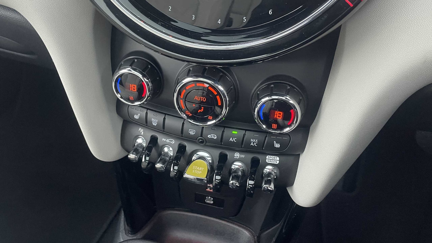 Used MINI Hatch 2022 for sale - 76362621: Photo 14