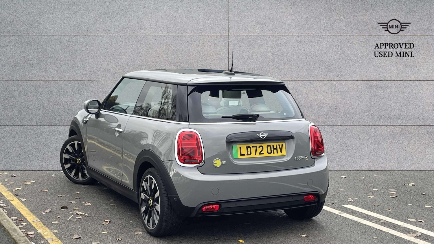 Used MINI Hatch 2022 for sale - 76362621: Photo 2