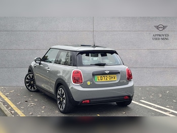 Used MINI Hatch 2022 for sale - 76362621: Photo