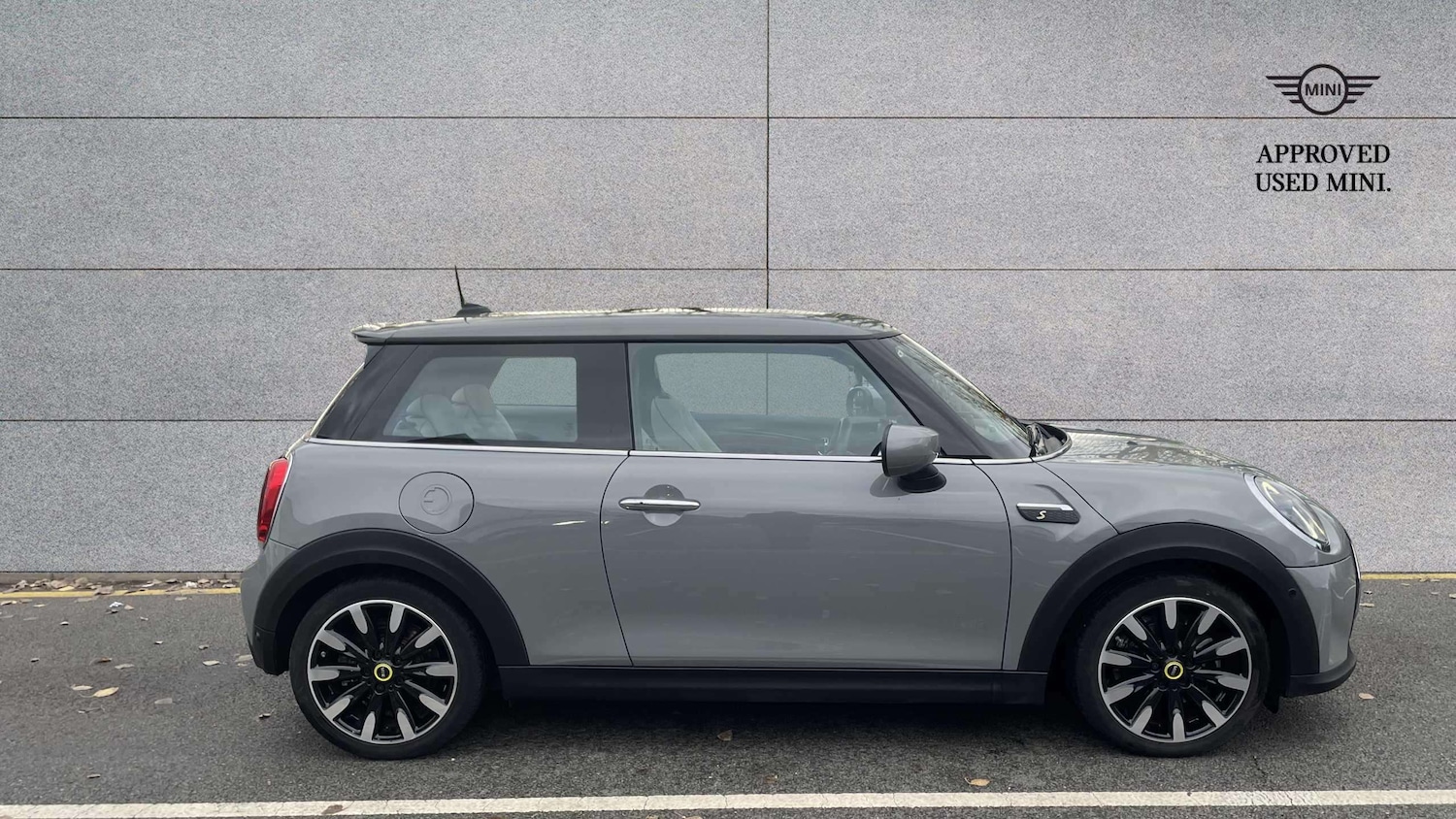 Used MINI Hatch 2022 for sale - 76362621: Photo 3