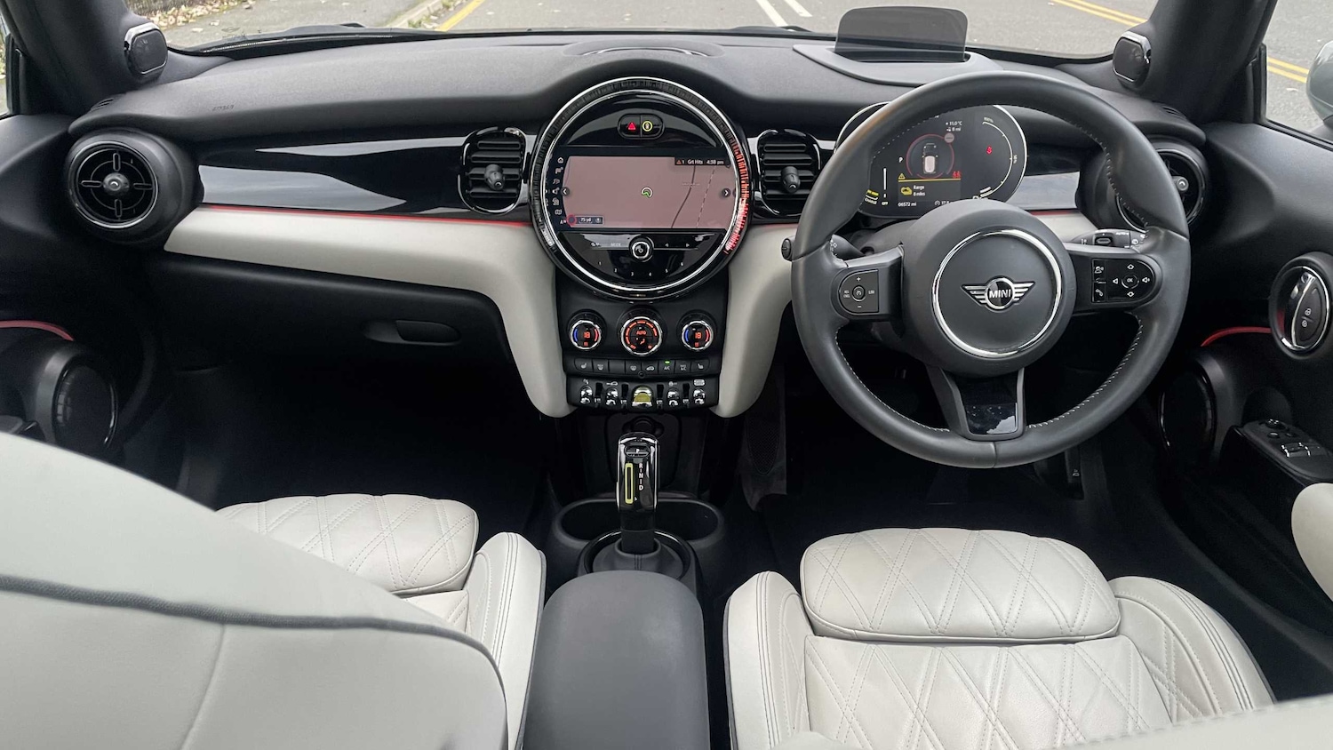 Used MINI Hatch 2022 for sale - 76362621: Photo 4