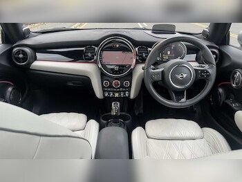 Used MINI Hatch 2022 for sale - 76362621: Photo
