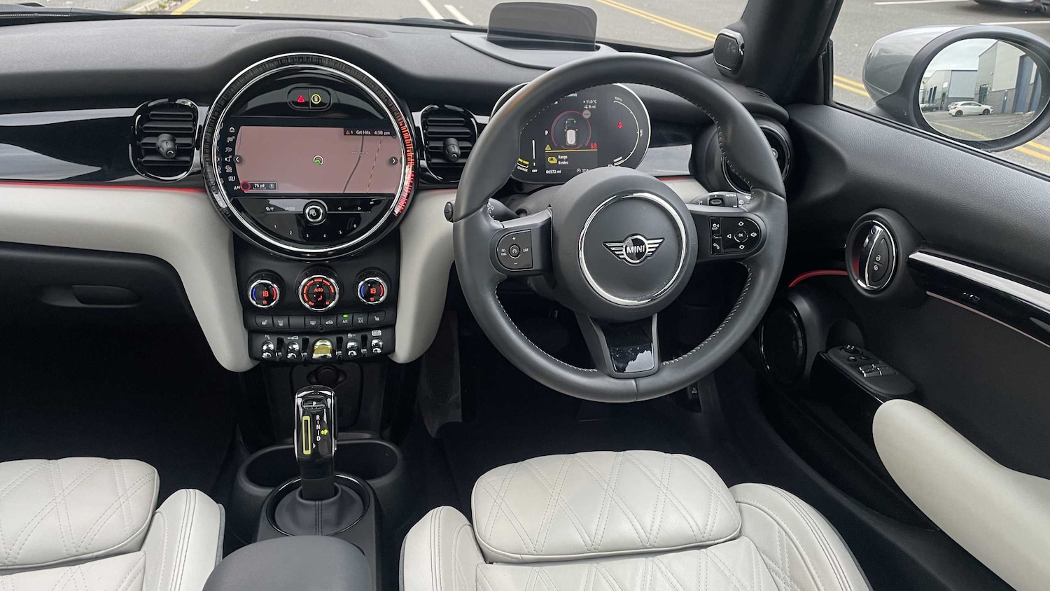 Used MINI Hatch 2022 for sale - 76362621: Photo 5