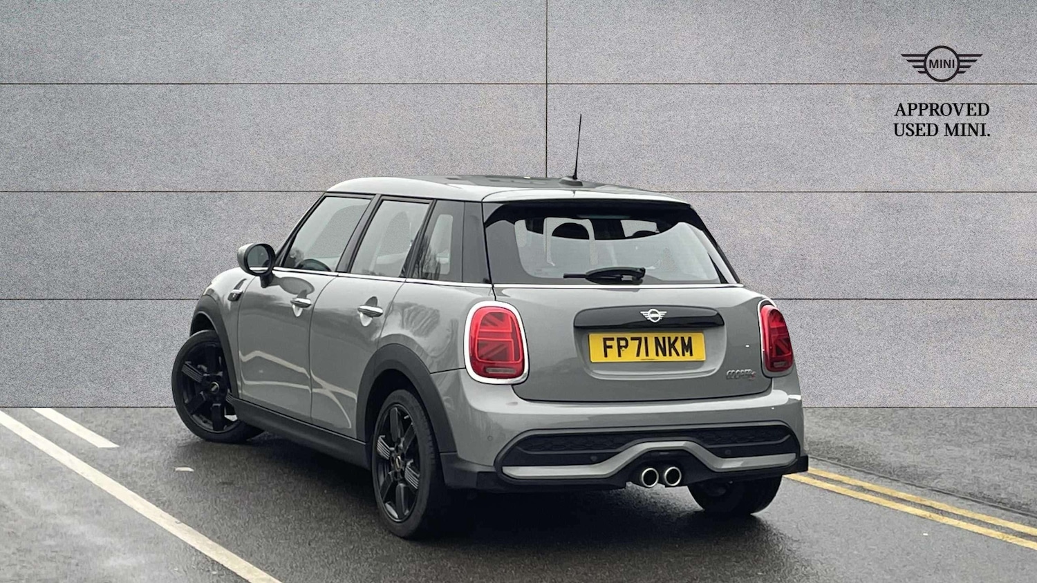 Used MINI Hatch 2022 for sale - 77443542: Photo 2