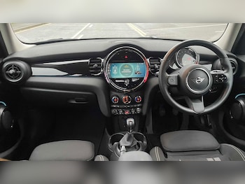 Used MINI Hatch 2022 for sale - 77443542: Photo