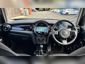 Used MINI Hatch 2024 for sale - 79624676: Photo