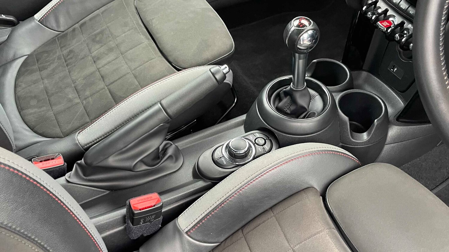 Used MINI Hatch 2022 for sale - 77859239: Photo 7