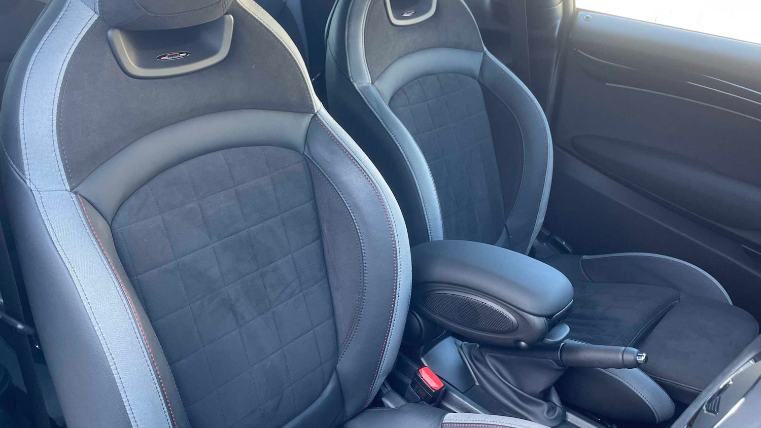 Used MINI Hatch 2023 for sale - 77943002: Photo 12