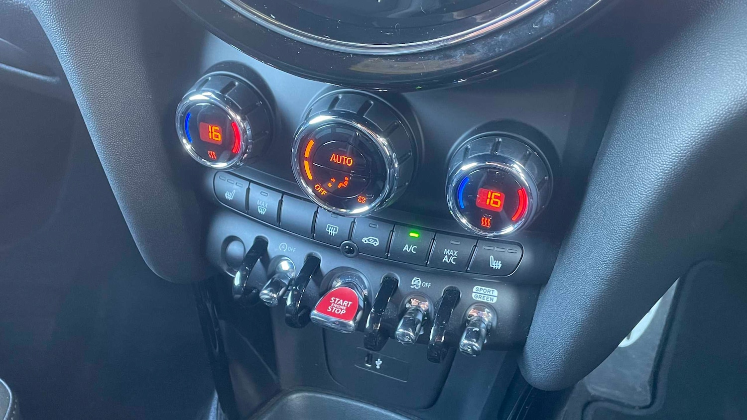 Used MINI Hatch 2023 for sale - 77943002: Photo 14