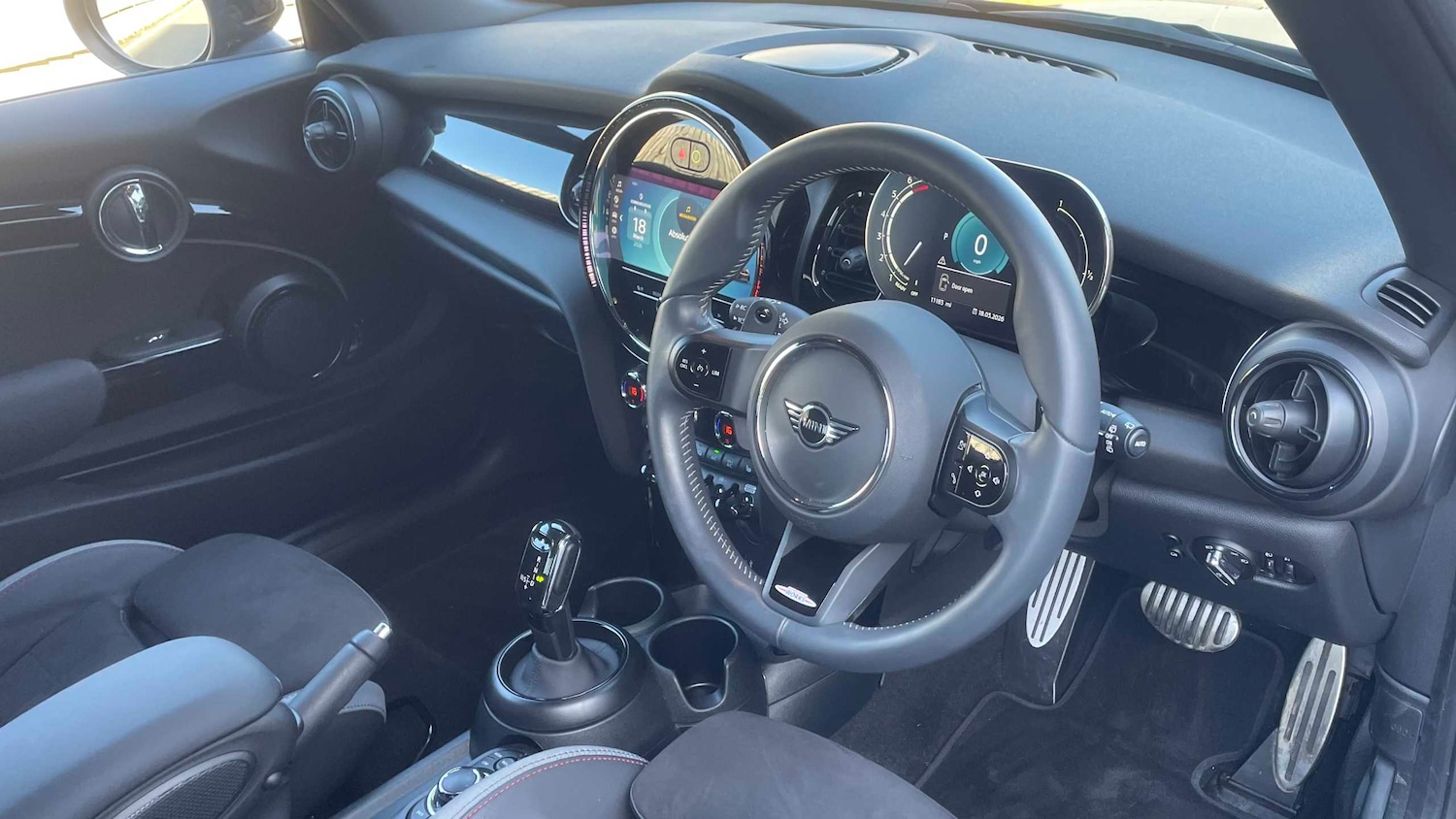 Used MINI Hatch 2023 for sale - 77943002: Photo 8