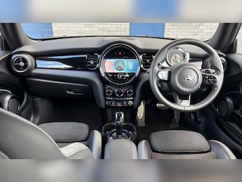 Used MINI Hatch 2022 for sale - 79319331: Photo