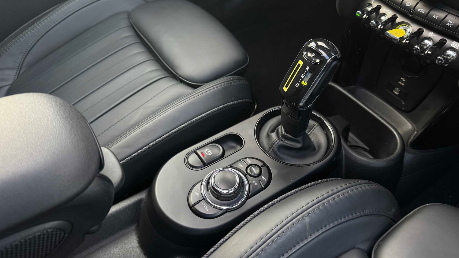 Used MINI Hatch 2022 for sale - 76636767: Photo 25