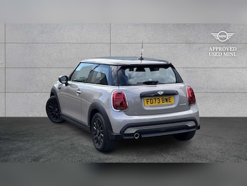 Used MINI Hatch 2023 for sale - 79095952: Photo