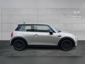 Used MINI Hatch 2023 for sale - 79095952: Photo