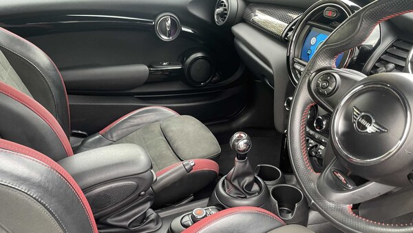 Used MINI Hatch 2019 for sale - 76156261: Photo 29