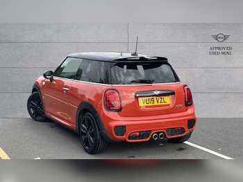 Used MINI Hatch 2019 for sale - 76156261: Photo 2