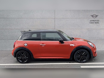 Used MINI Hatch 2019 for sale - 76156261: Photo 3