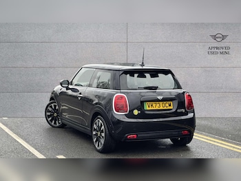 Used MINI Hatch 2023 for sale - 77373802: Photo