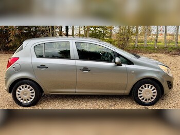 Used Vauxhall Corsa 2013 for sale - 76508600: Photo