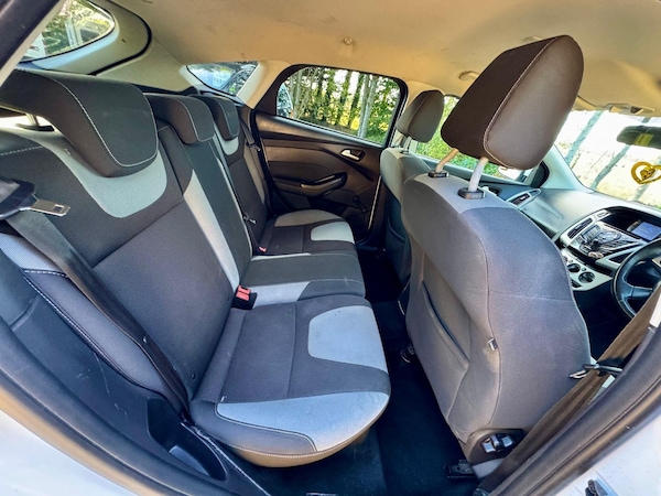 Used Ford Focus 2012 for sale - 76079943: Photo 11