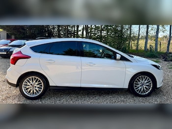 Used Ford Focus 2012 for sale - 76079943: Photo 4