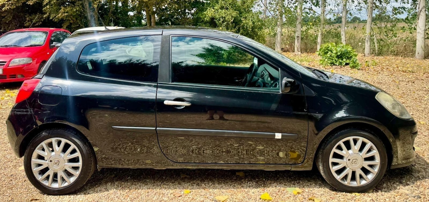 Renault Clio 2008 (58) - Dynamique 16v 3-Door - Image 4