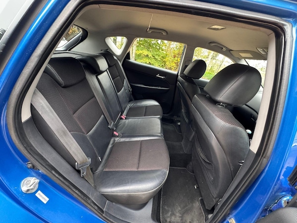 Used Hyundai i30 2010 for sale - 76260890: Photo 12