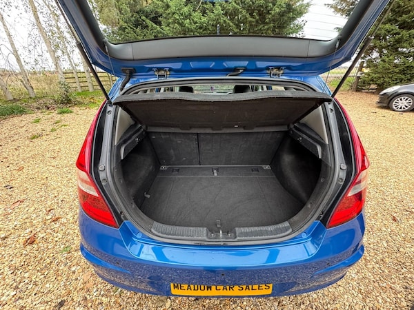 Used Hyundai i30 2010 for sale - 76260890: Photo 14