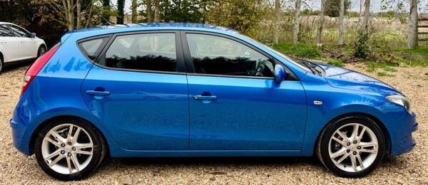 Used Hyundai i30 2010 for sale - 76260890: Photo 5