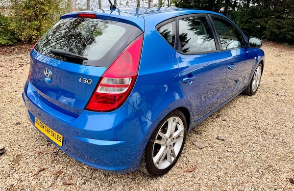 Used Hyundai i30 2010 for sale - 76260890: Photo 6
