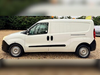 Used Vauxhall Combo 2015 for sale - 76590703: Photo