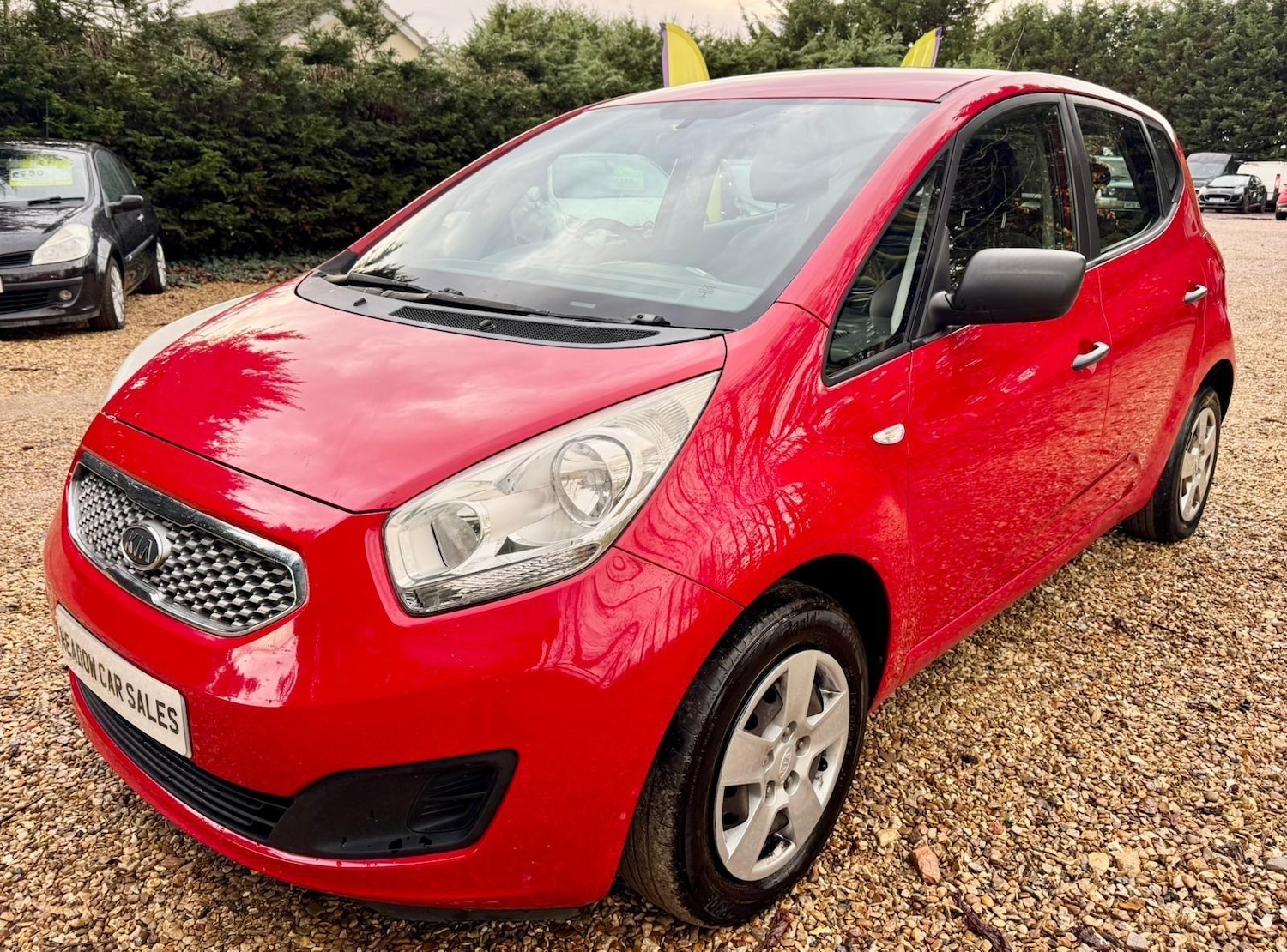 Used Kia Venga 2010 for sale - 76557763: Photo 2