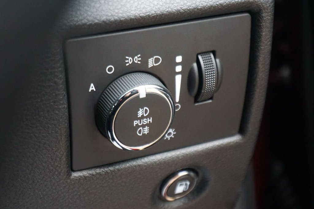 Used Jeep Grand Cherokee 2017 for sale - 76821174: Photo 48