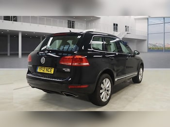 Used Volkswagen Touareg 2012 for sale - 77755257: Photo