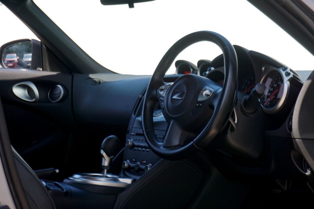 Used Nissan 370 Z 2011 for sale - 77341588: Photo 19