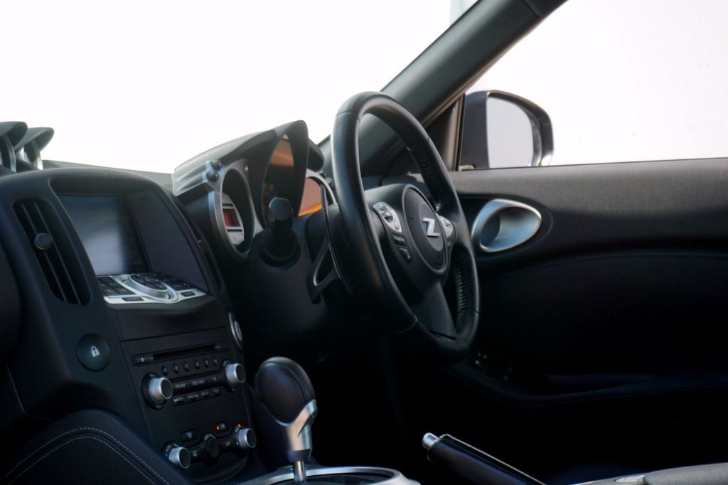 Used Nissan 370 Z 2011 for sale - 77341588: Photo 23