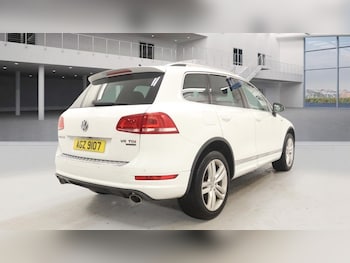 Used Volkswagen Touareg 2014 for sale - 77172075: Photo
