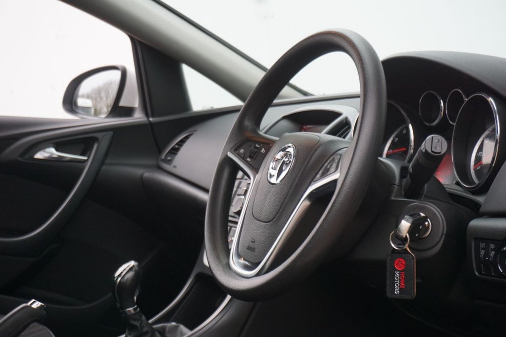 Used Vauxhall Astra 2012 for sale - 77470588: Photo 21