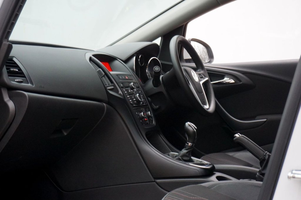 Used Vauxhall Astra 2012 for sale - 77470588: Photo 23